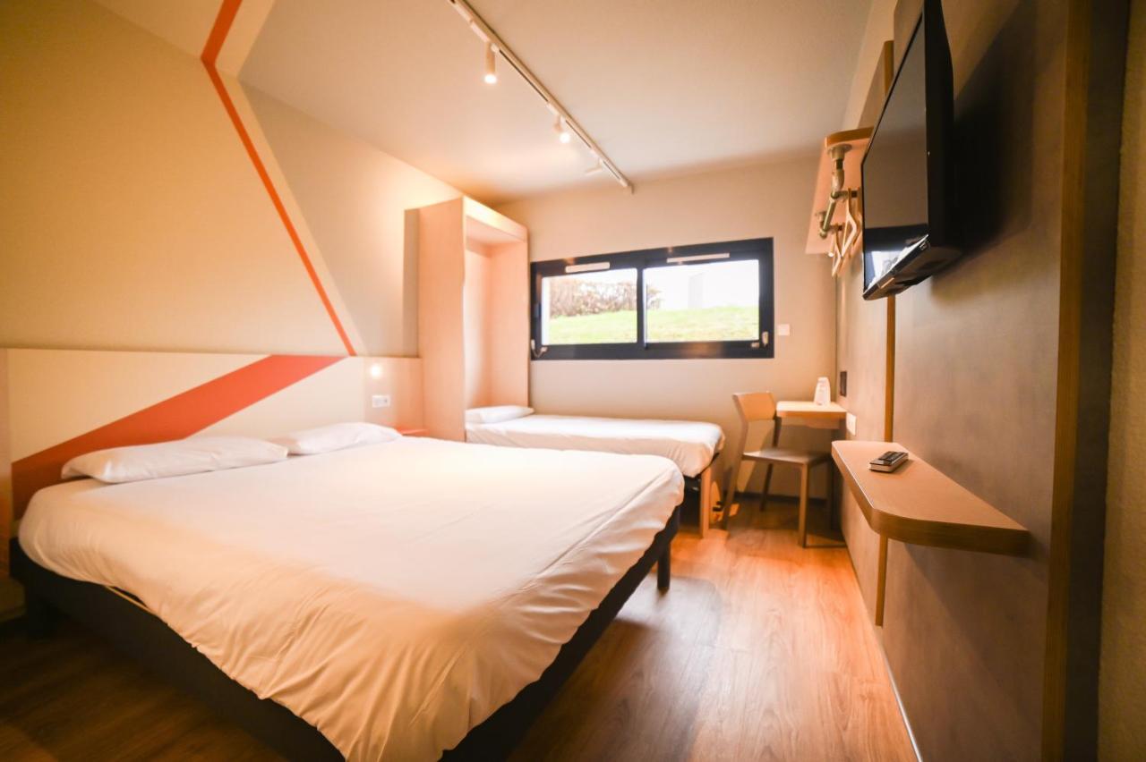 Ibis Budget Site Du Futuroscope Chasseneuil-du-Poitou Ngoại thất bức ảnh
