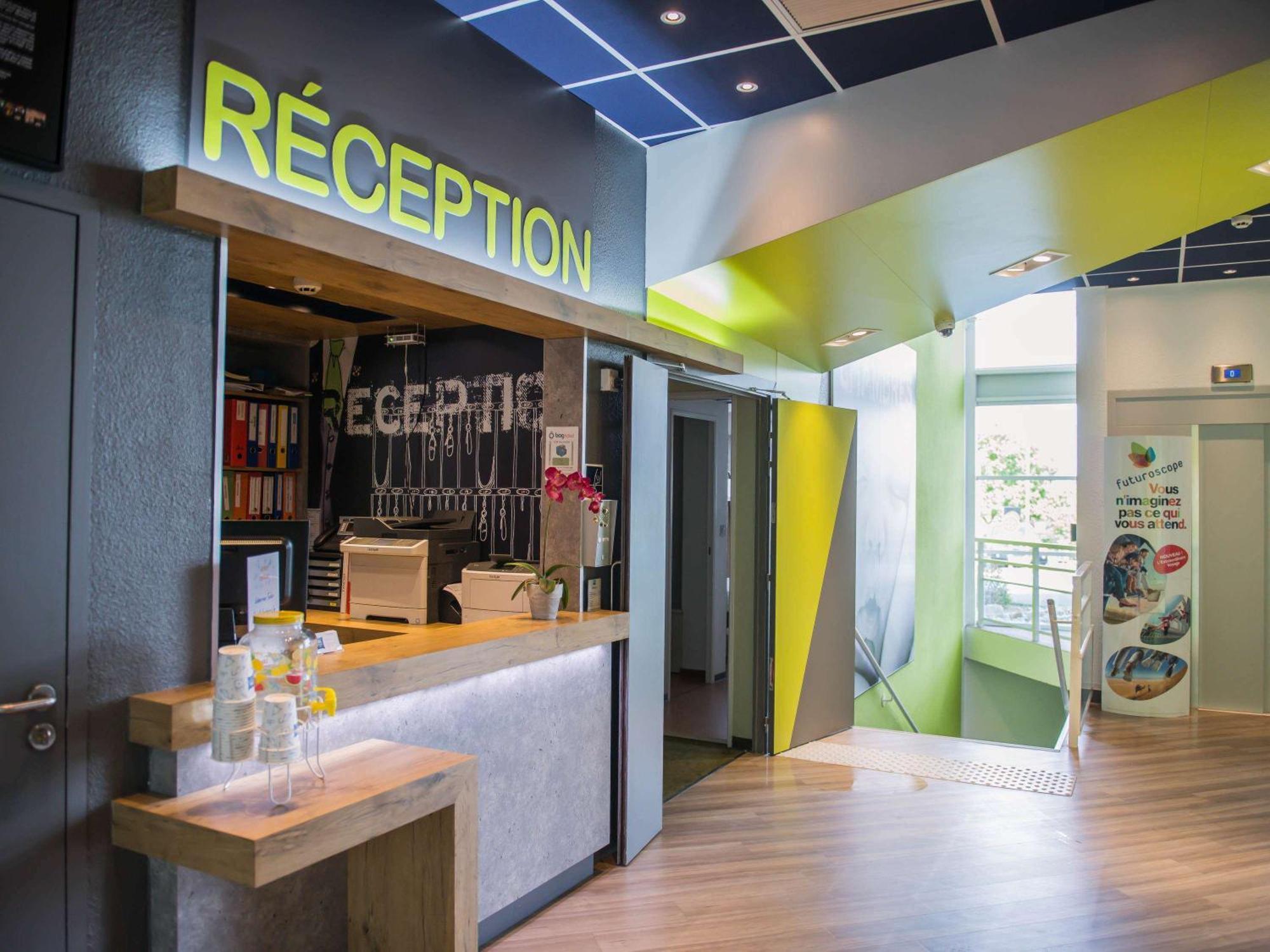 Ibis Budget Site Du Futuroscope Chasseneuil-du-Poitou Ngoại thất bức ảnh
